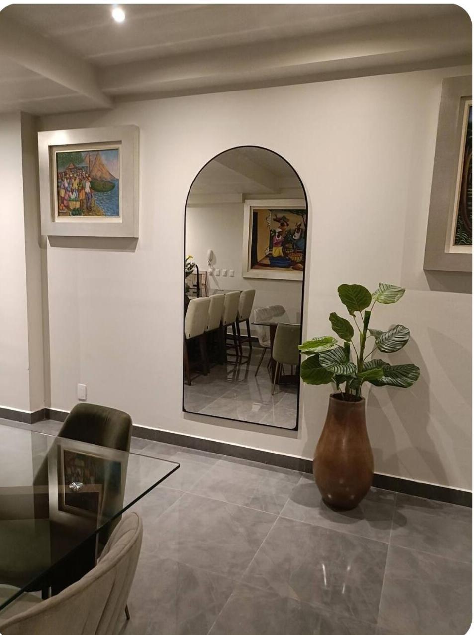 Luxury With Incredible Amenities Apartment