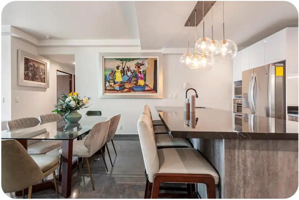 Apartment Luxury With Incredible Amenities *