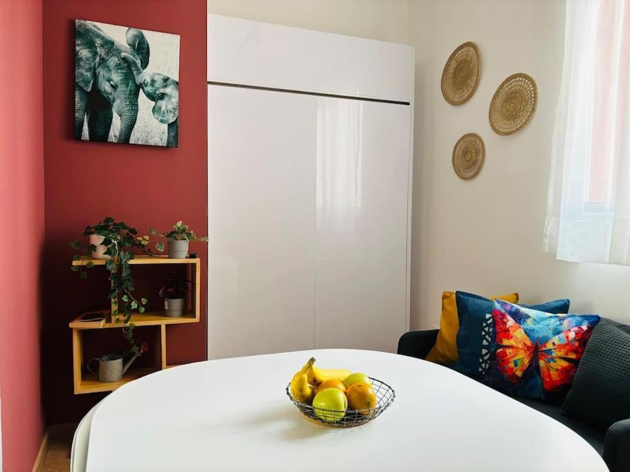 Luxury New Cozy 2 Bed In The Heart Of Roma Apartment *