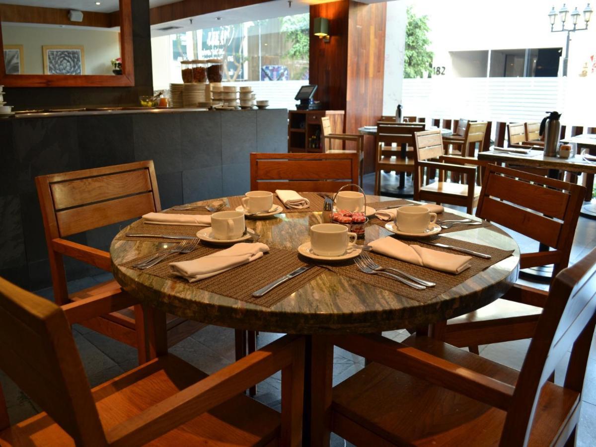 Hotel Galeria Plaza Reforma Mexico City