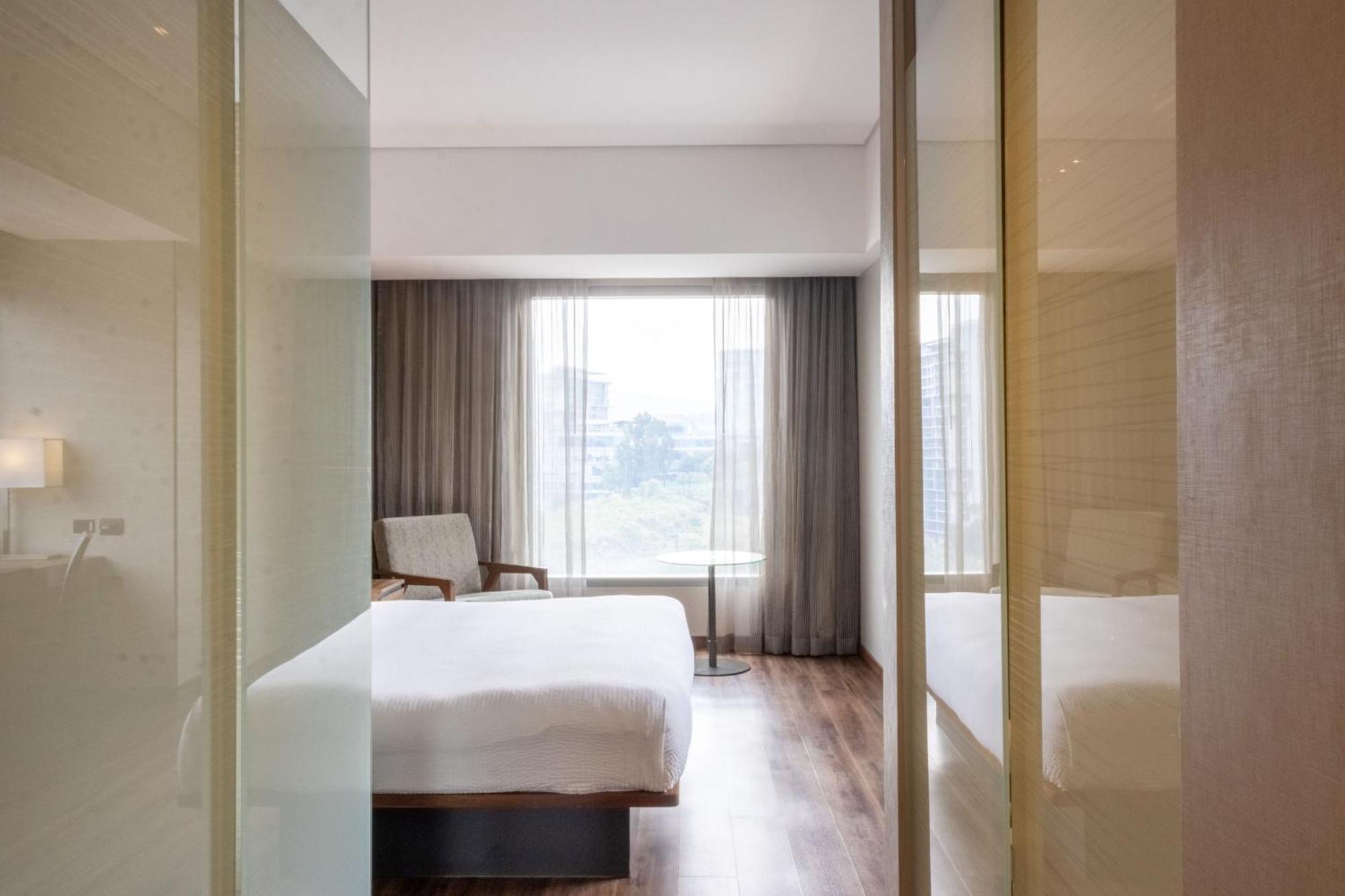 Ac By Marriott Santa Fe Hotel 4*