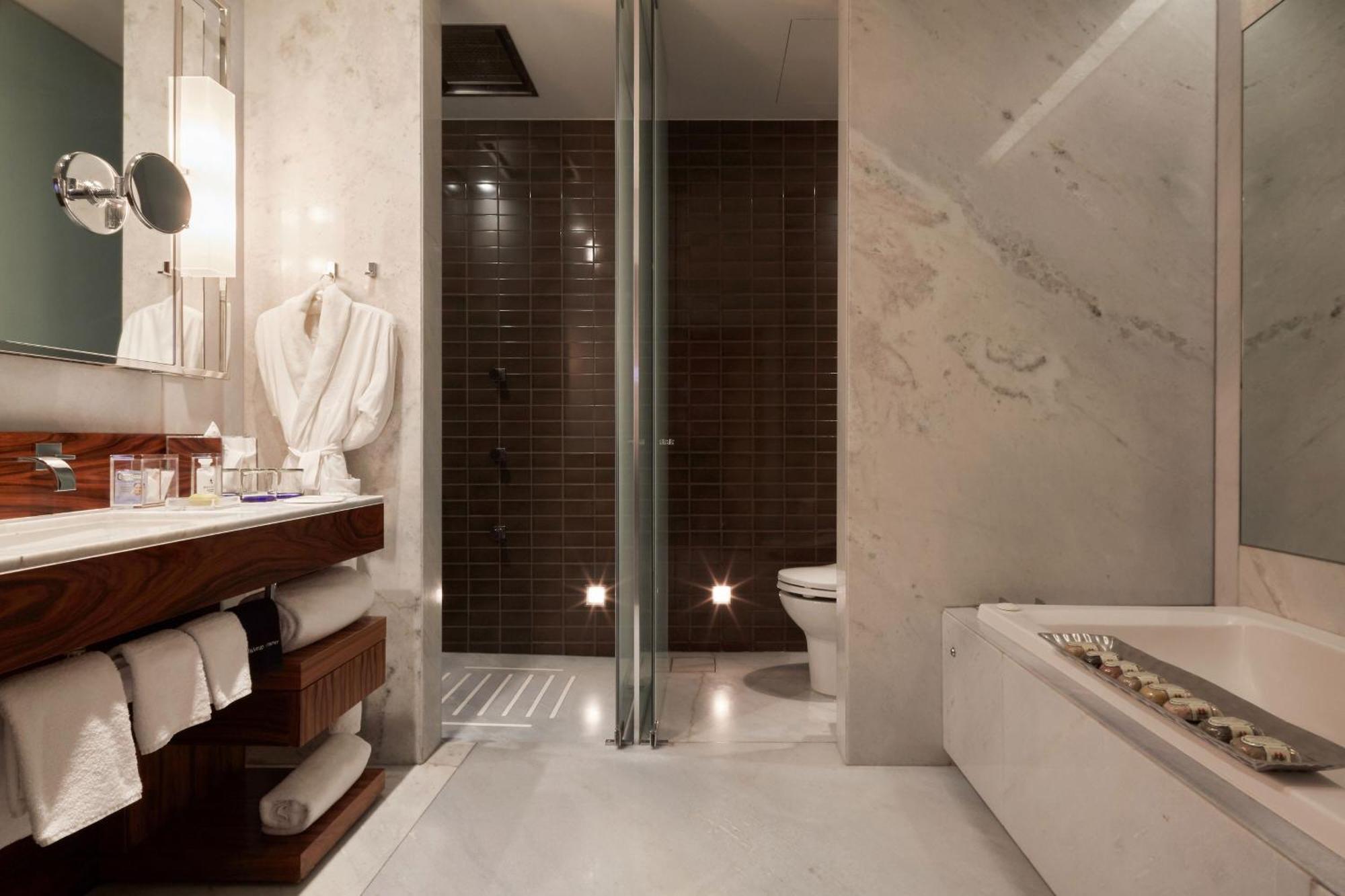 Alcobas, A Luxury Collection Hotel,