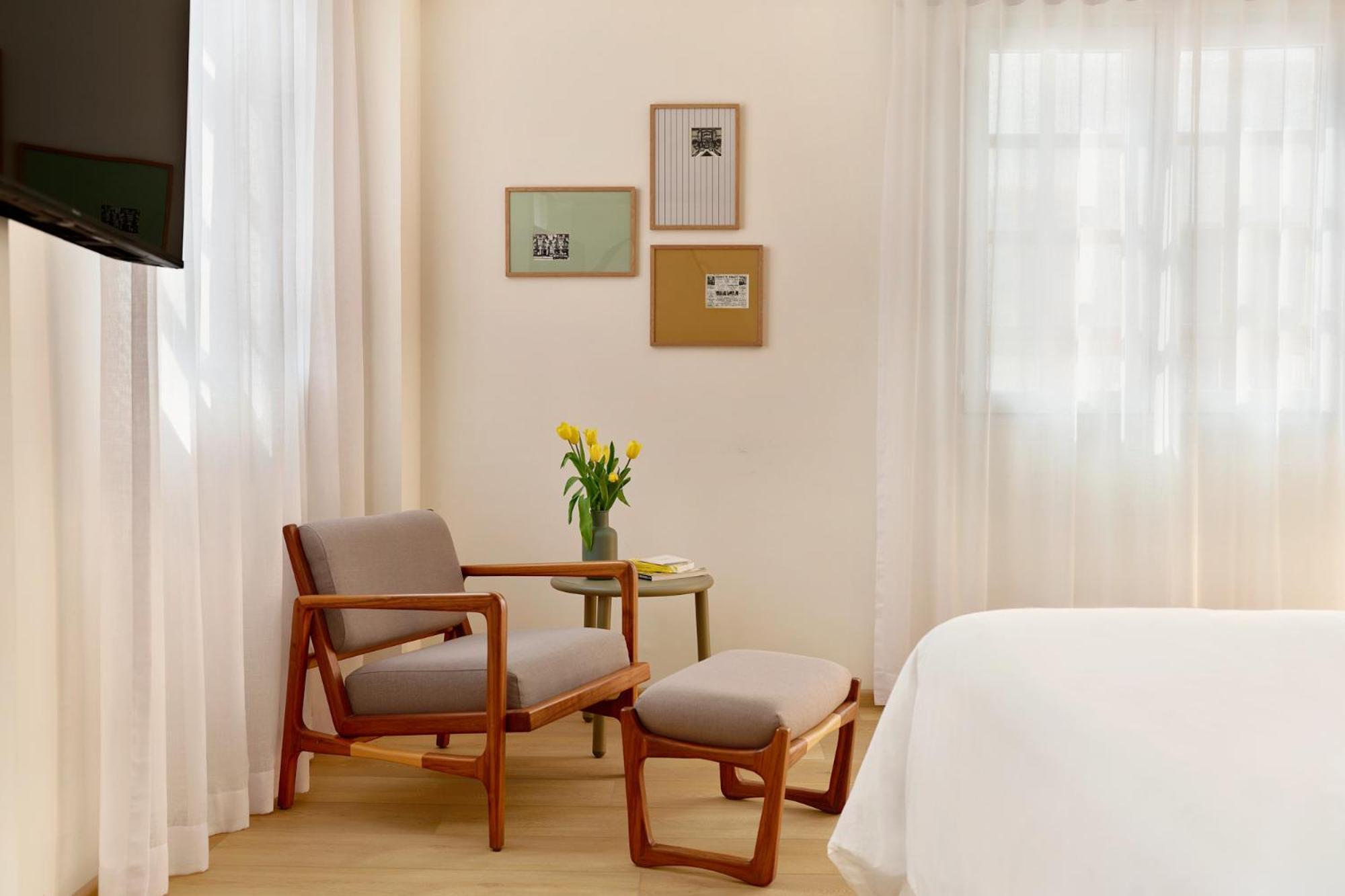 Parian Hotel