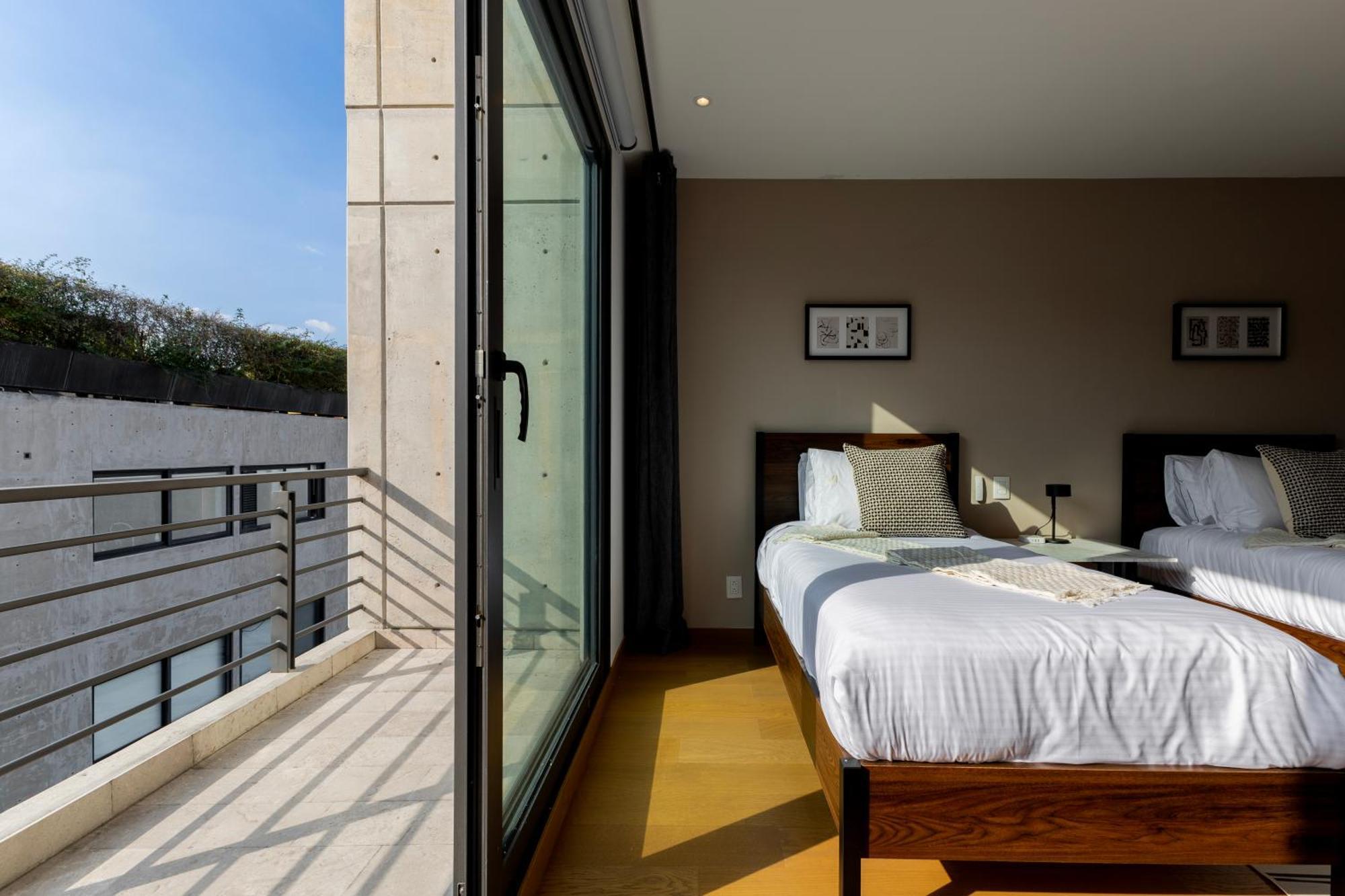 Capitalia - Luxury - Galileo *