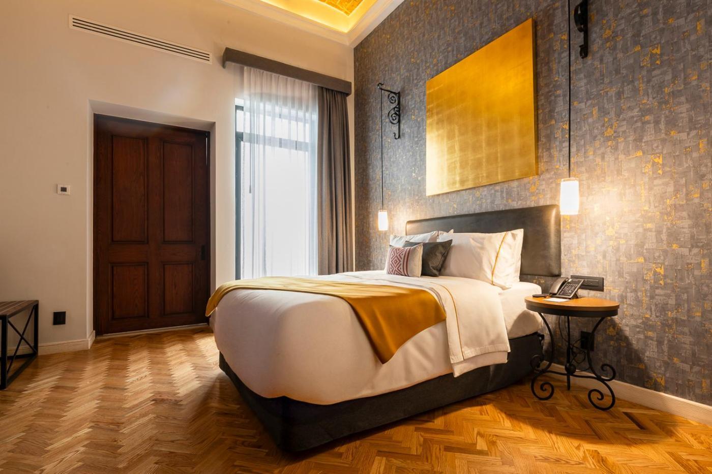 Hotel Bellas Artes 5*