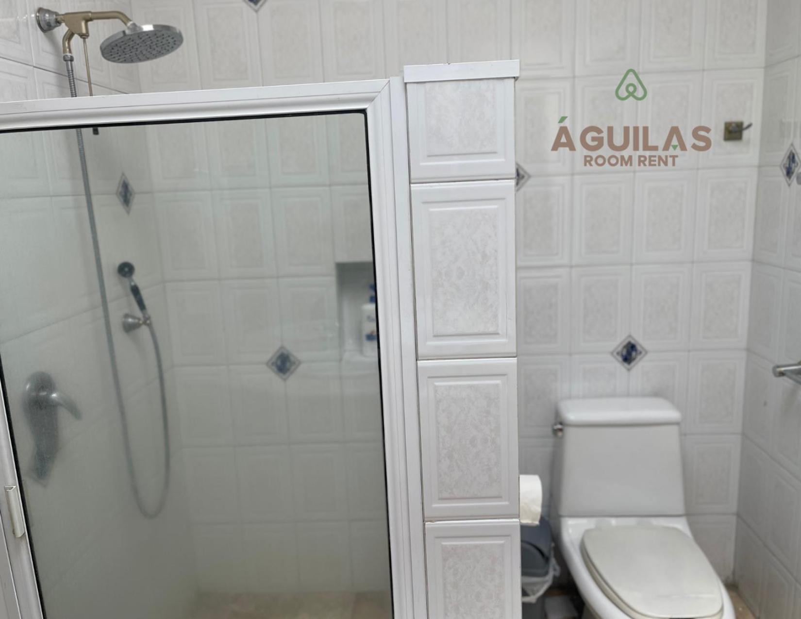 Con Bano Compartido * México DF