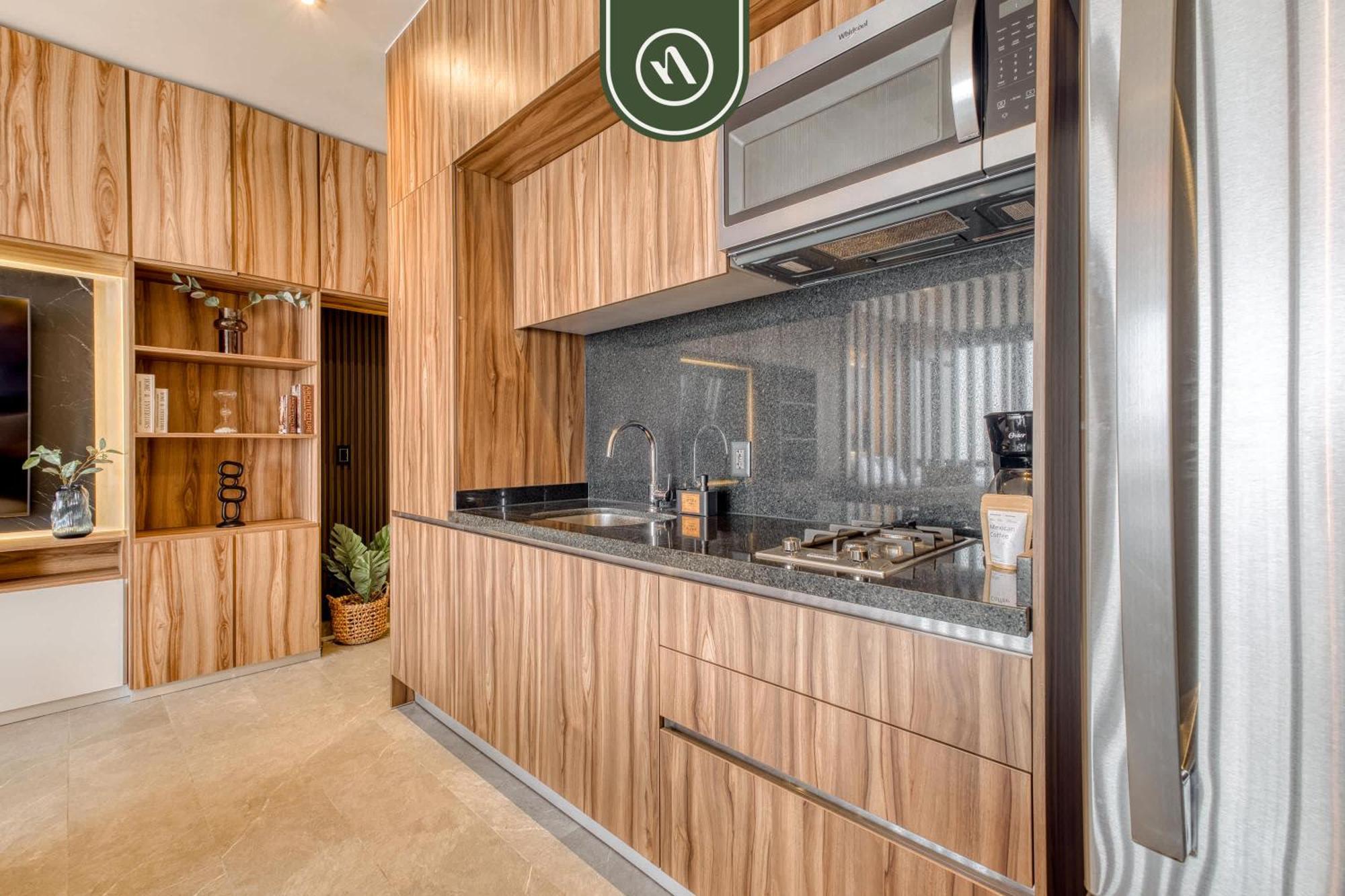 Apartment Luxury - Revolution Monument View - Pool *