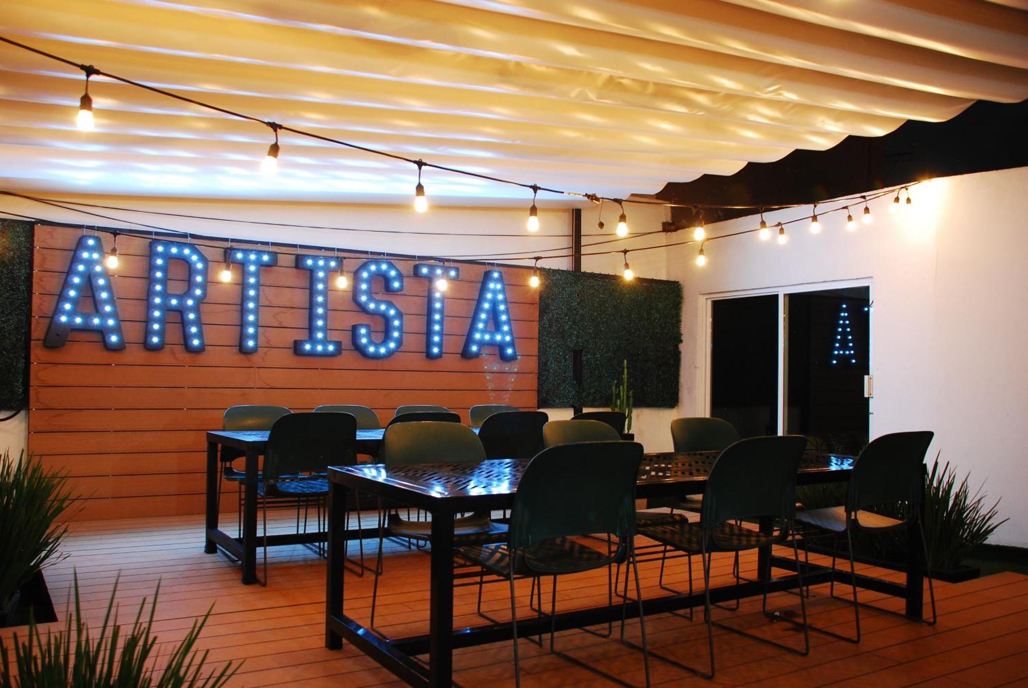 Wanderlust District Hostel