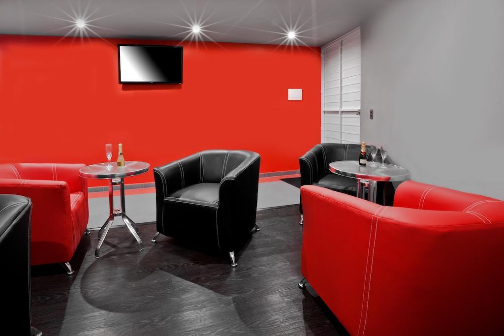 Eurosuites Oceania - Adults Only