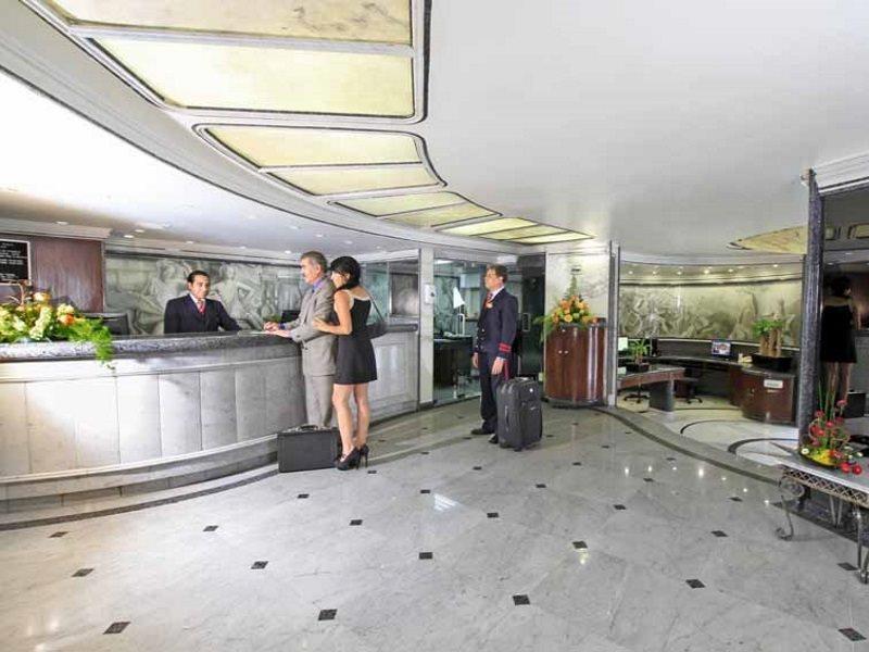 Century Reforma 4*