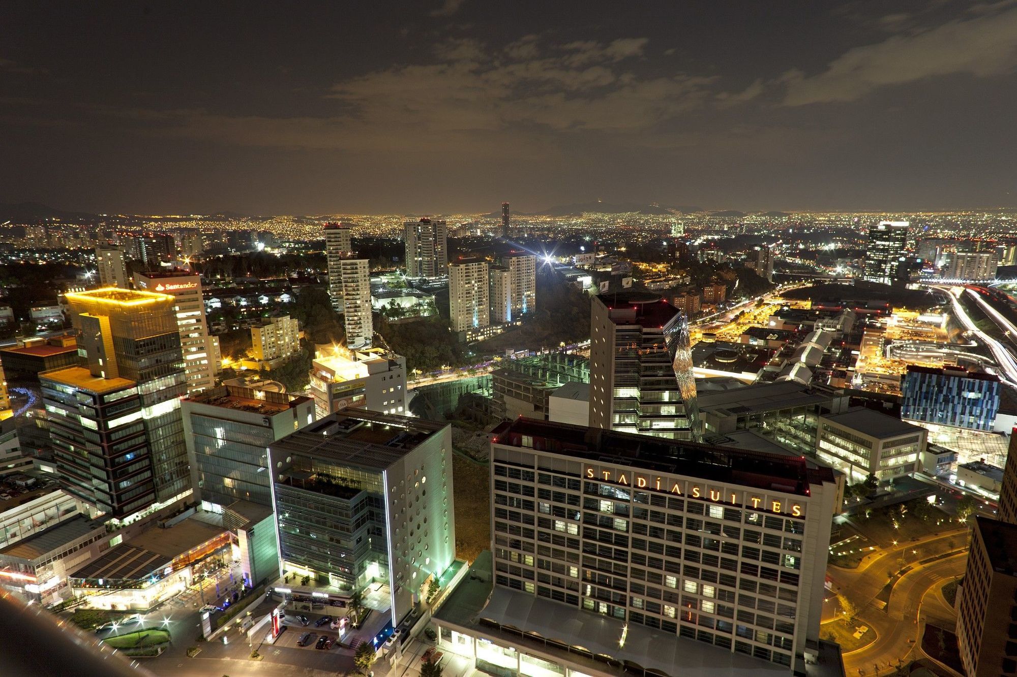 Hotel The Paragon Santa Fe By Accor Mexico City