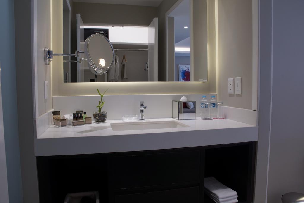 Isaaya Boutique By Wtc Hotel 4*