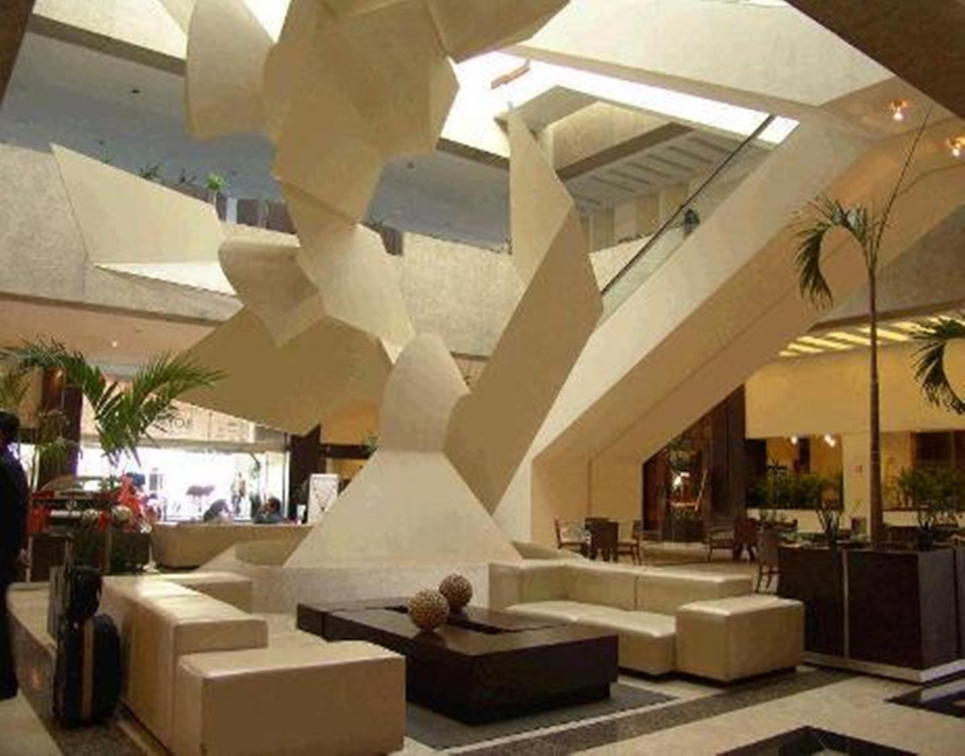 Royal Pedregal