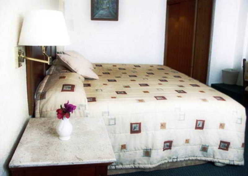 Hotel Maria Cristina 3*