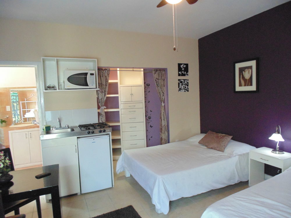 Casa Caracol Aparthotel 3*