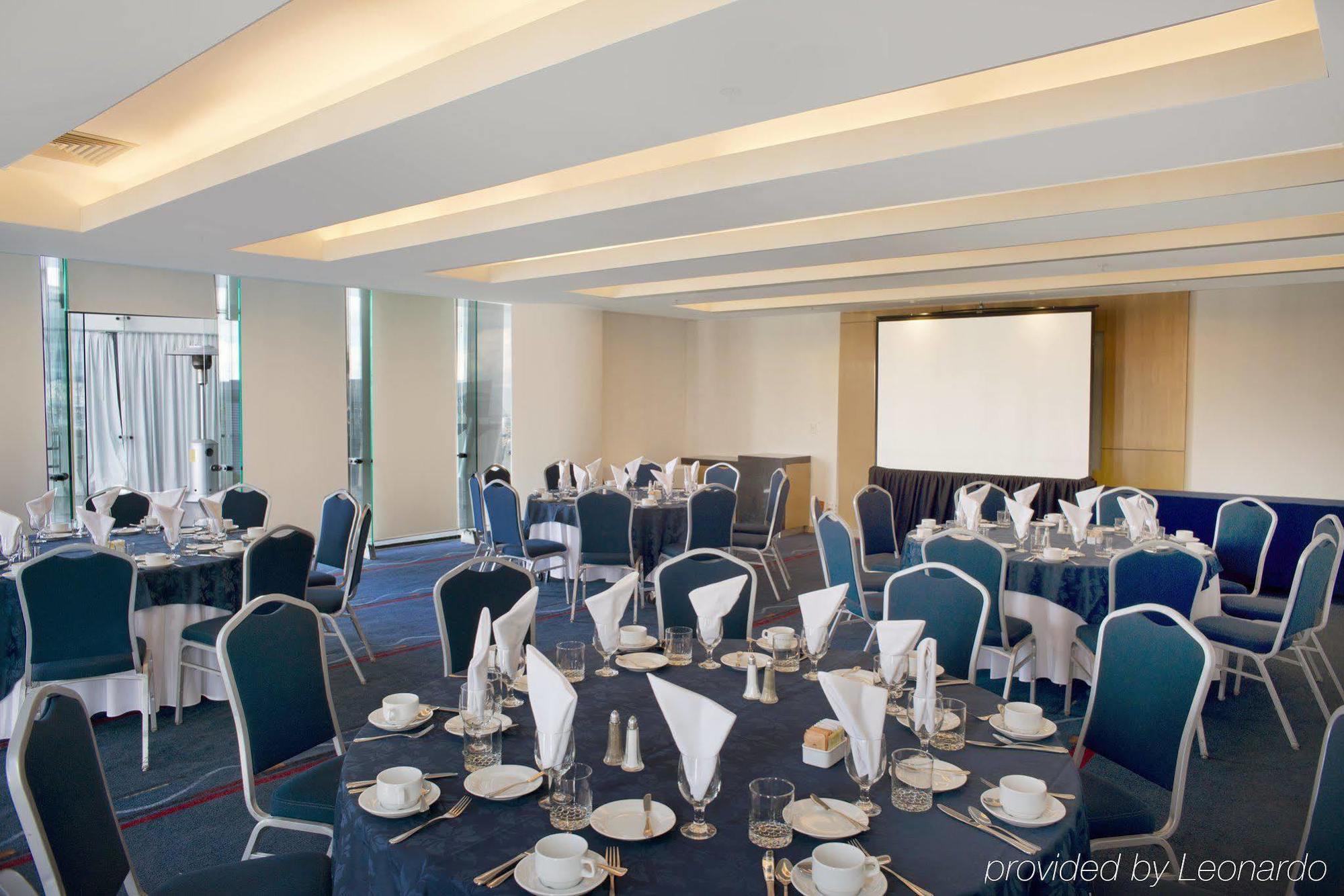Doubletree By Hilton Santa Fe 4*