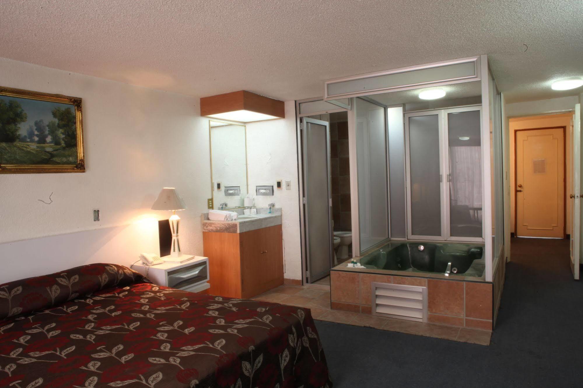 Reforma Avenue Hotel 3*