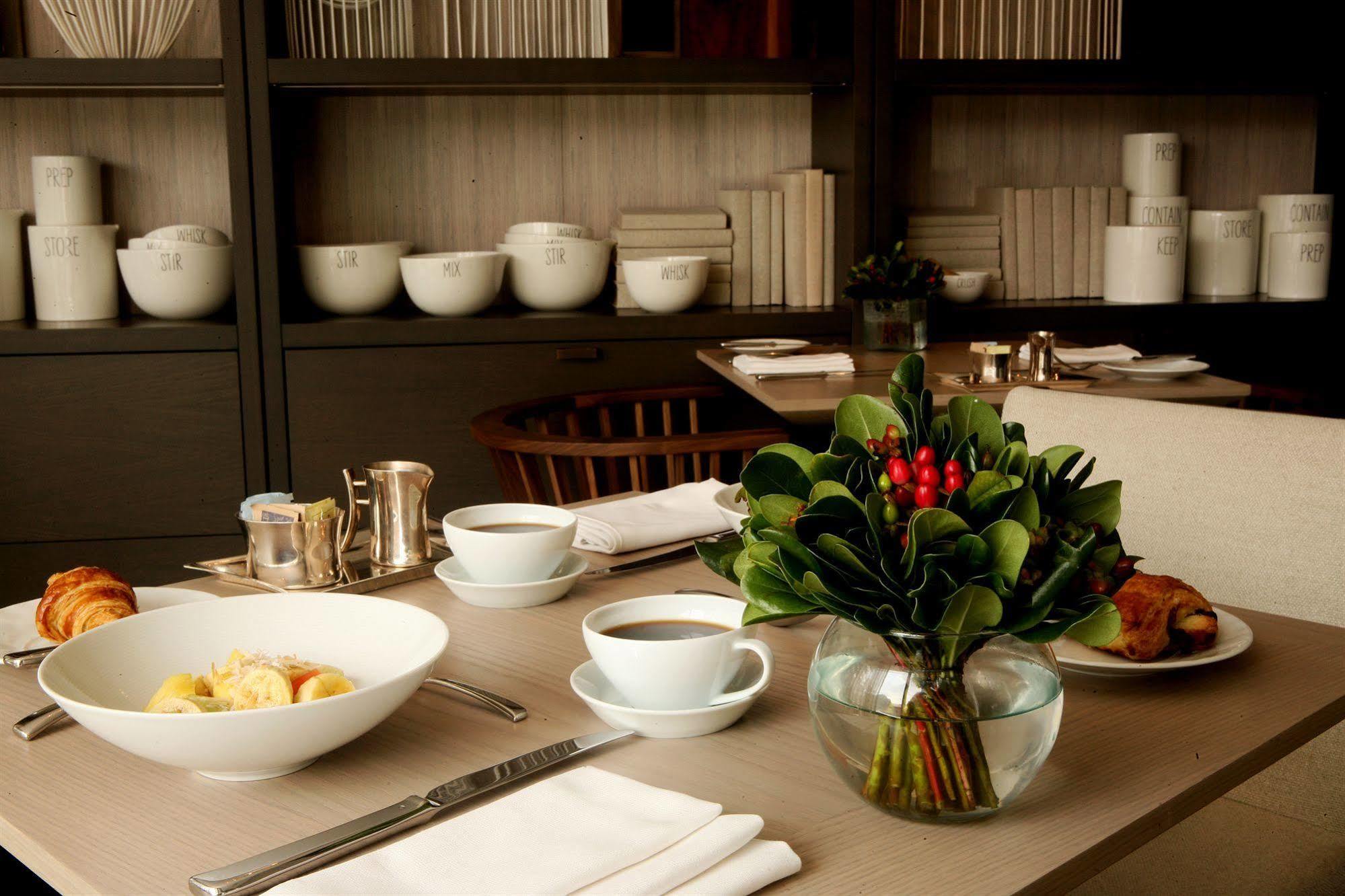 Hotel Alcobas, A Luxury Collection Hotel,