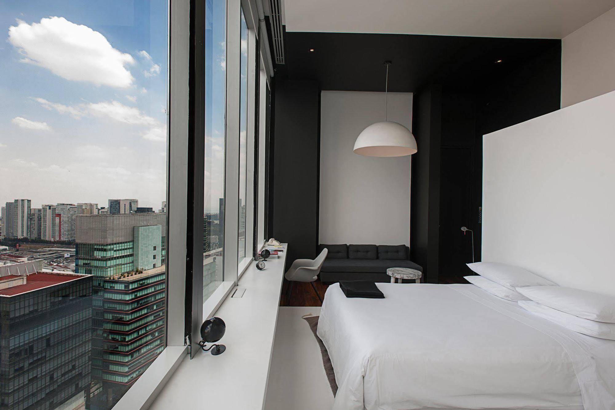 Hotel Capital 4*