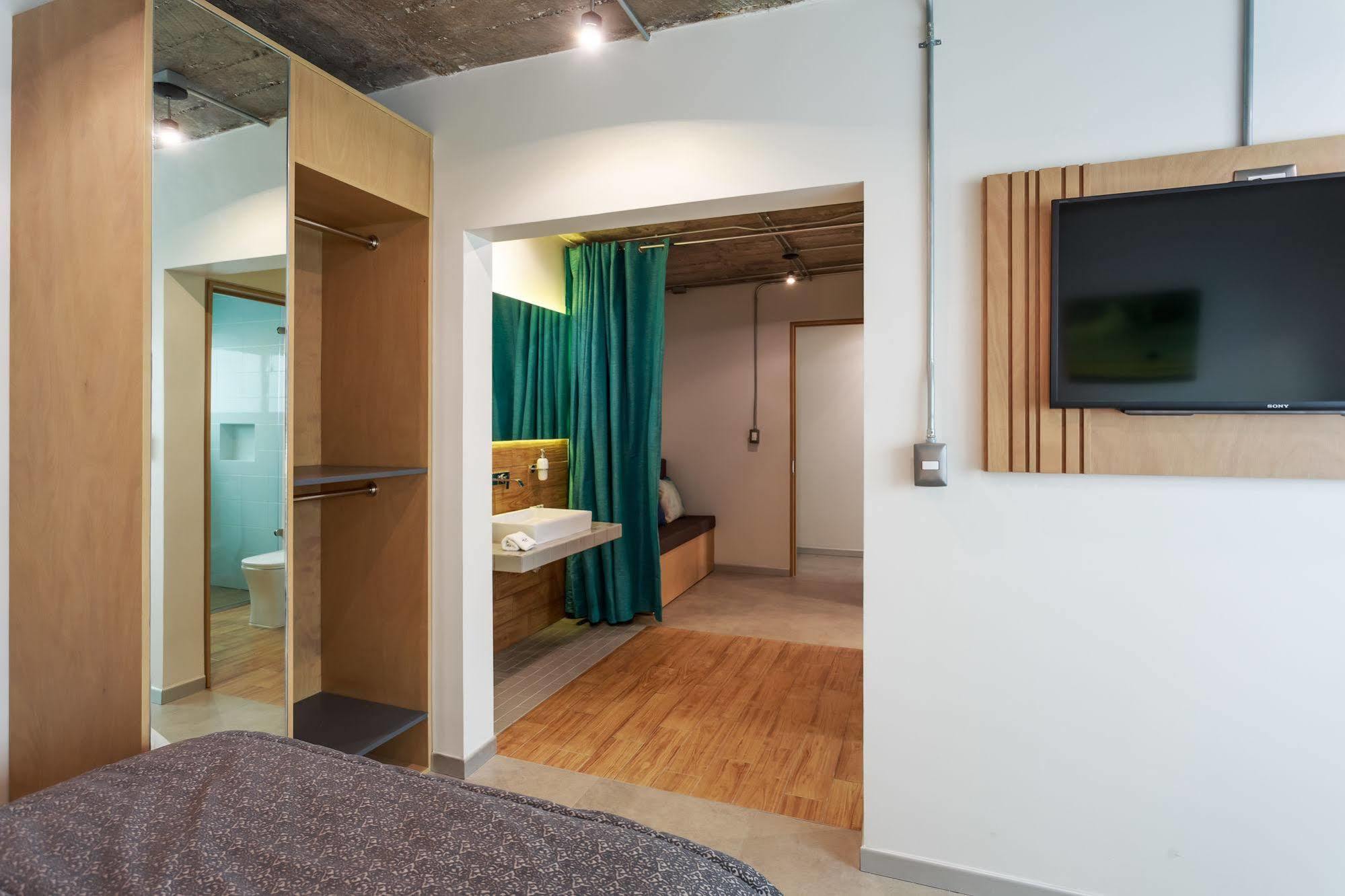 Apartahotel Vive Mx Wtc 4*