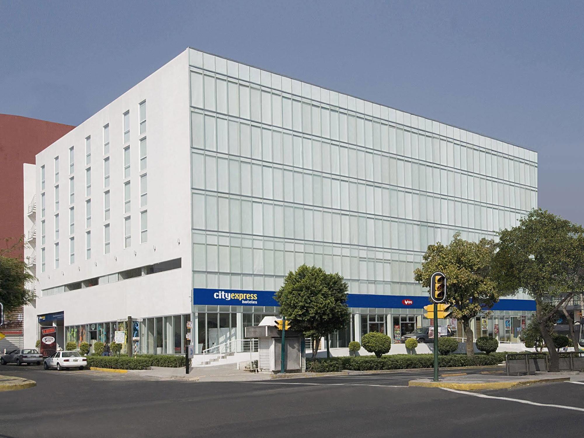 Express By Marriott Ciudad De Insurgentes Sur 3*