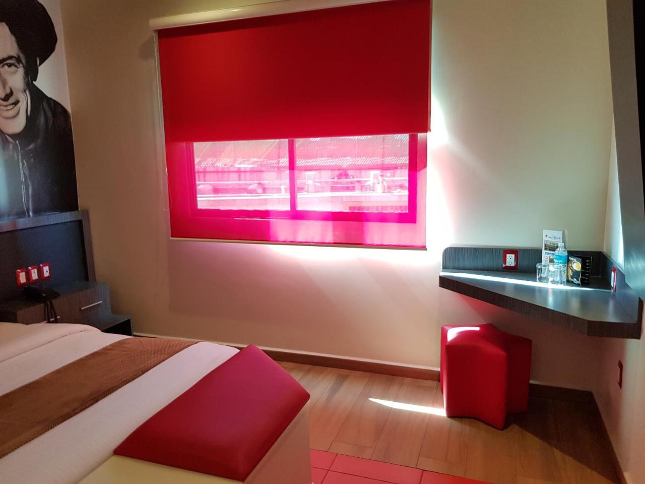 Hollywood 4* Mexico City