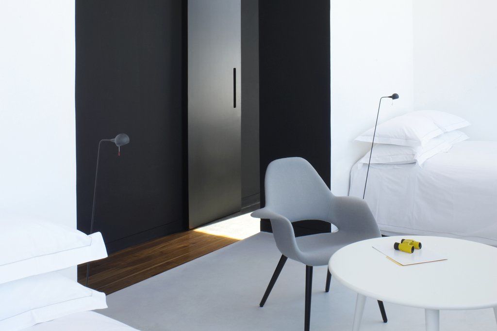 Capital Hotel 4*