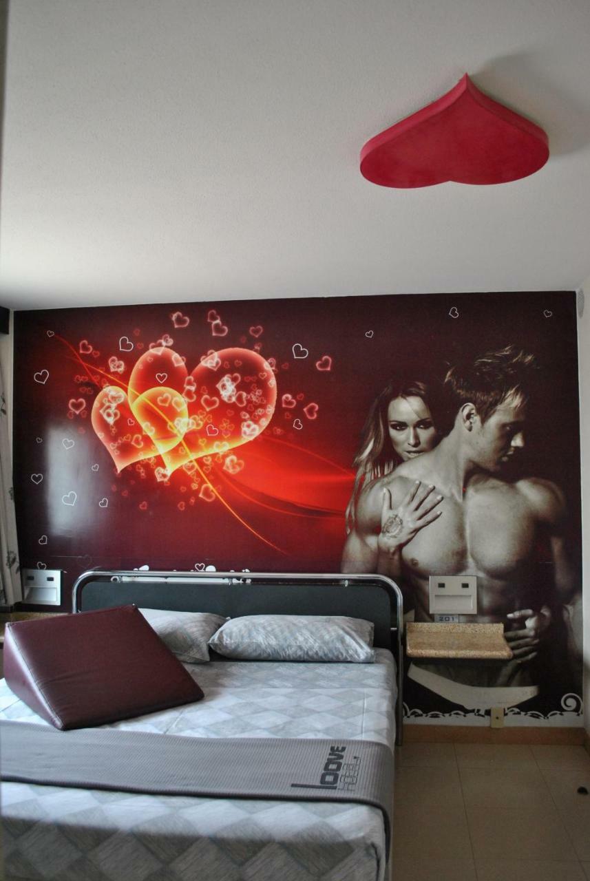 Hotel del amor Loove (adults Only)