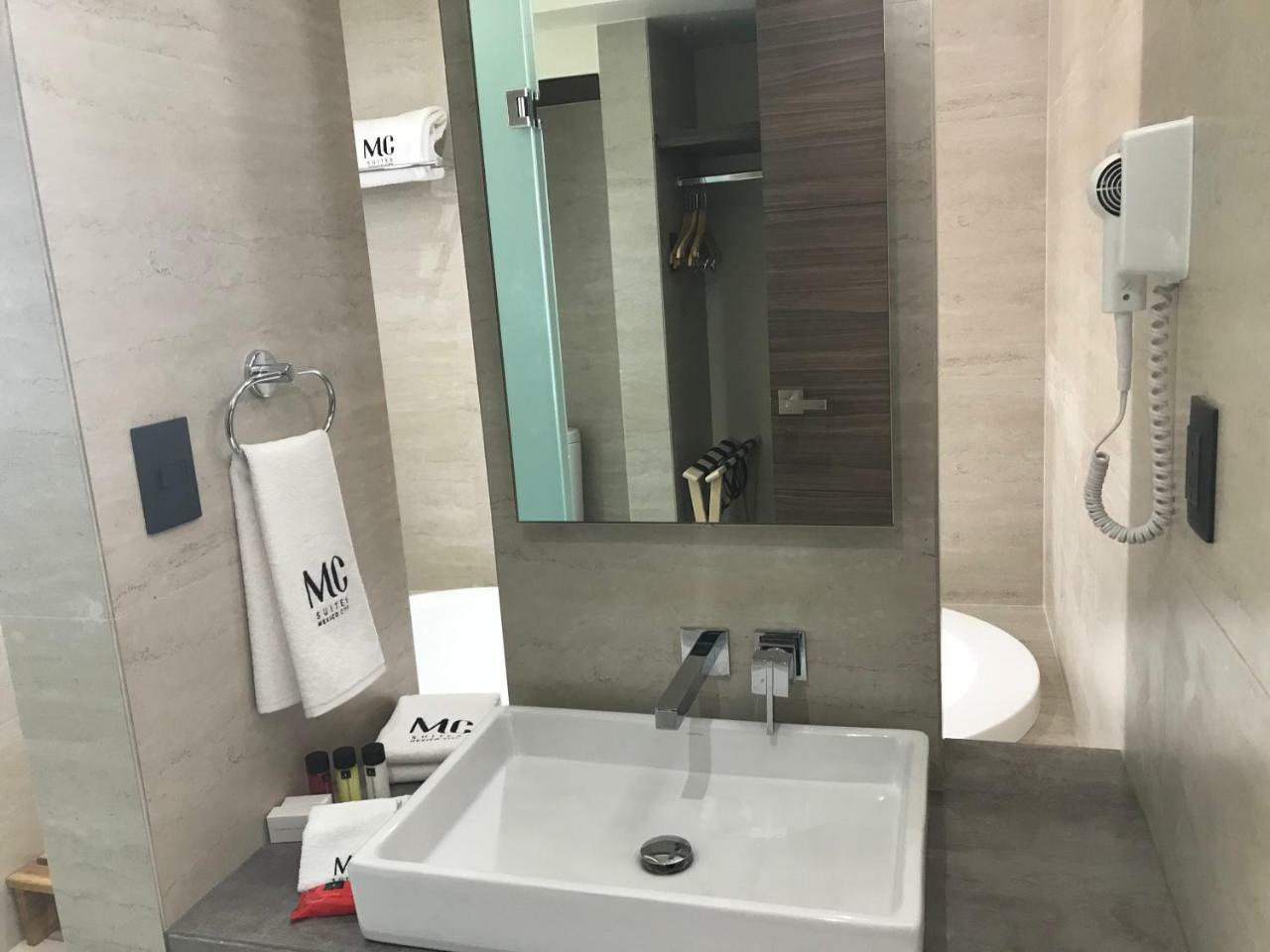 Mc Hotel