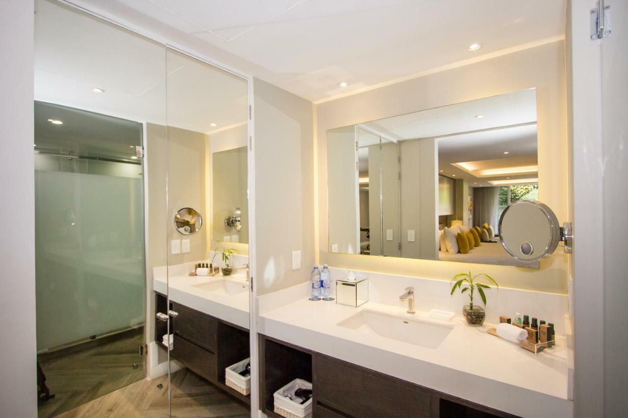Hotel Isaaya Boutique By Wtc 4*