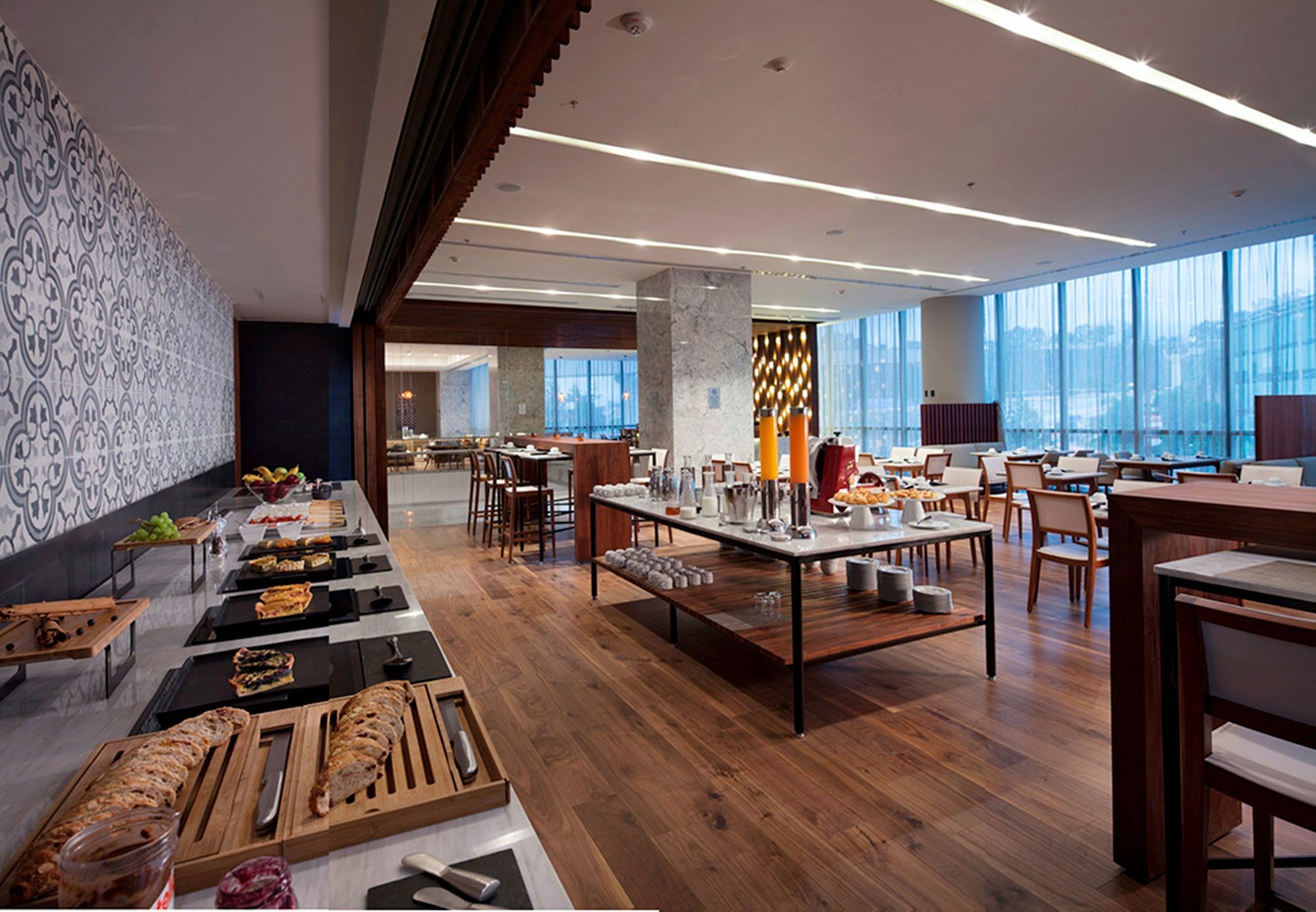 Hotel Ac By Marriott Santa Fe 4*