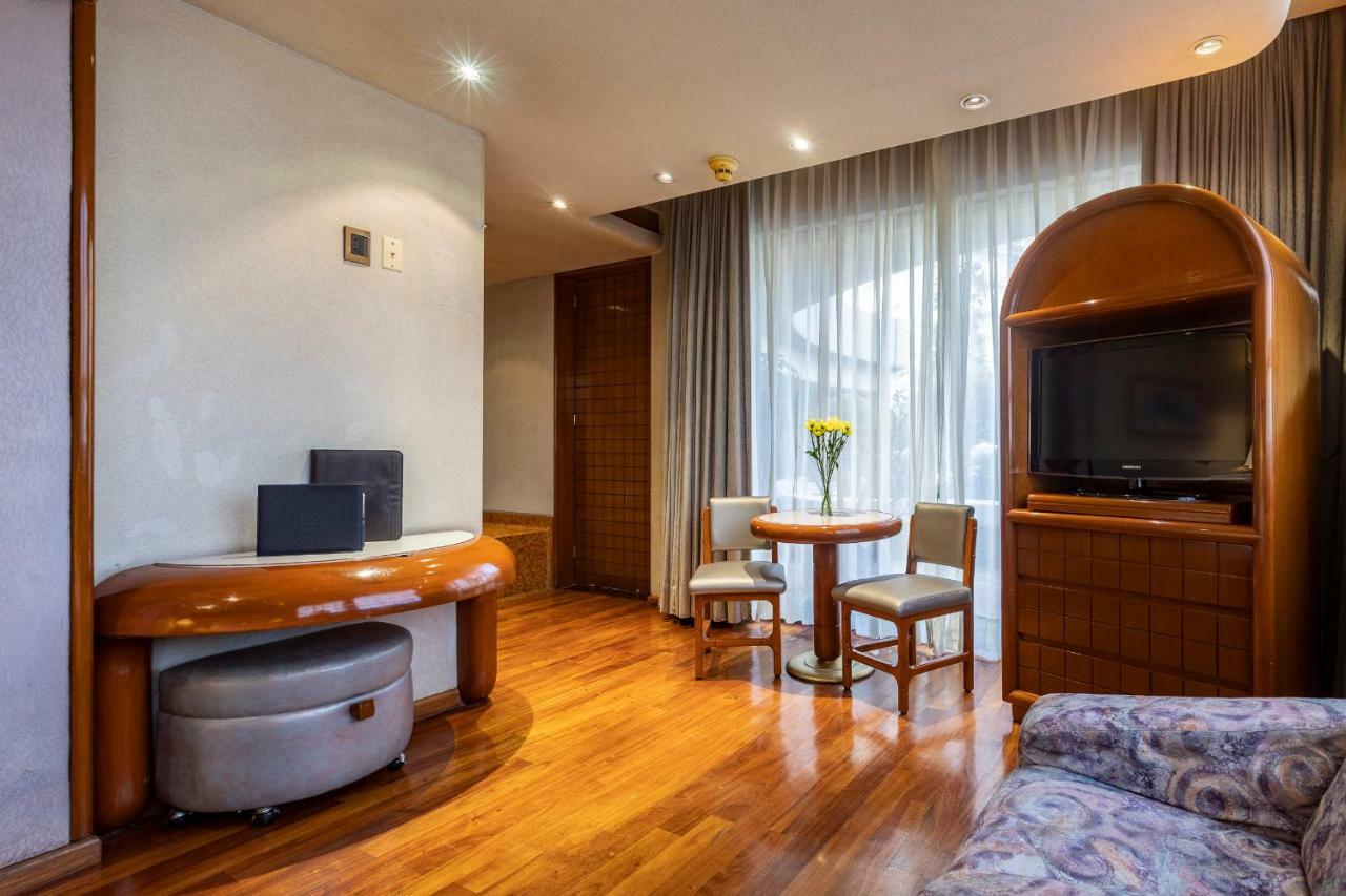 Beverly Hotel