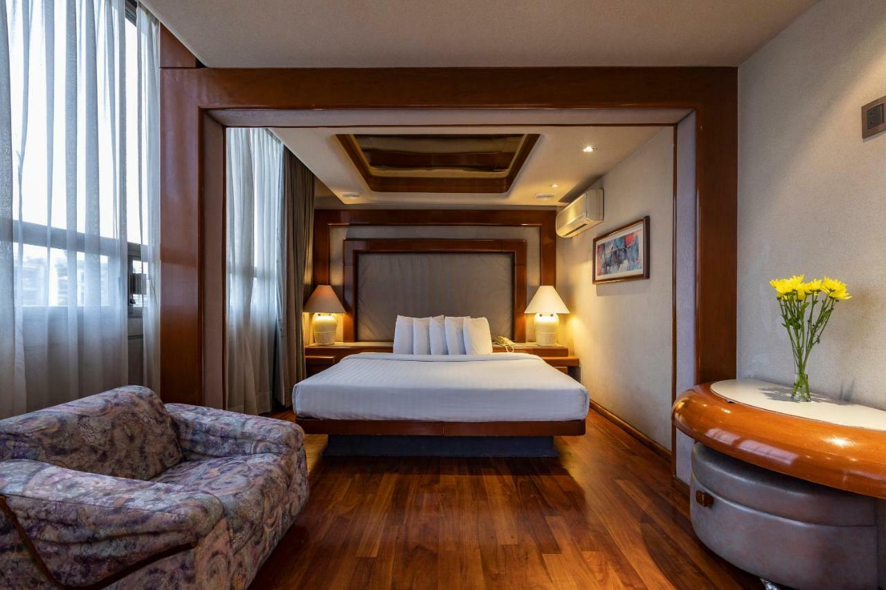 Beverly 4*