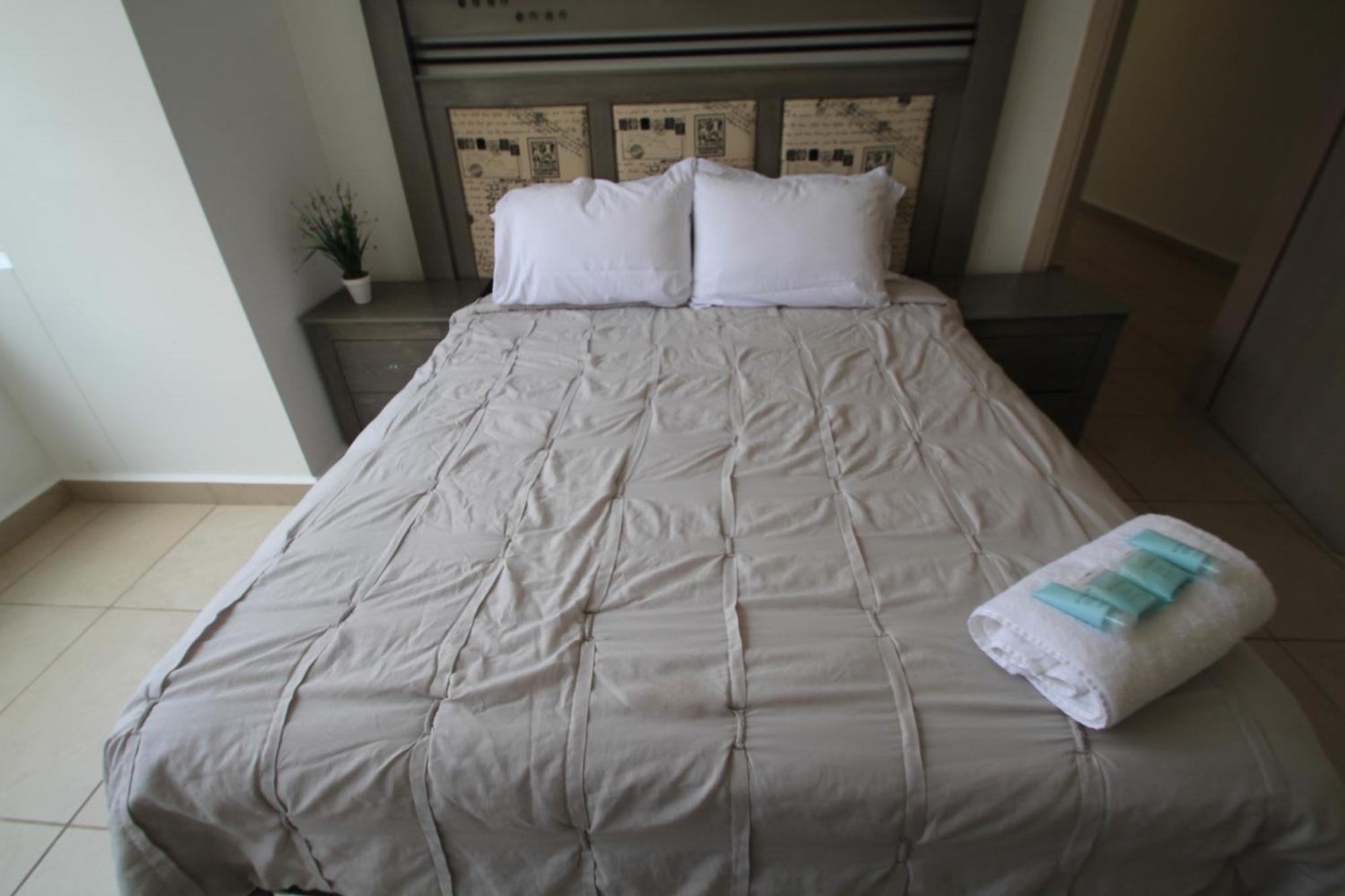Boutique Downtown 707 Two Bedrooms Apartamento