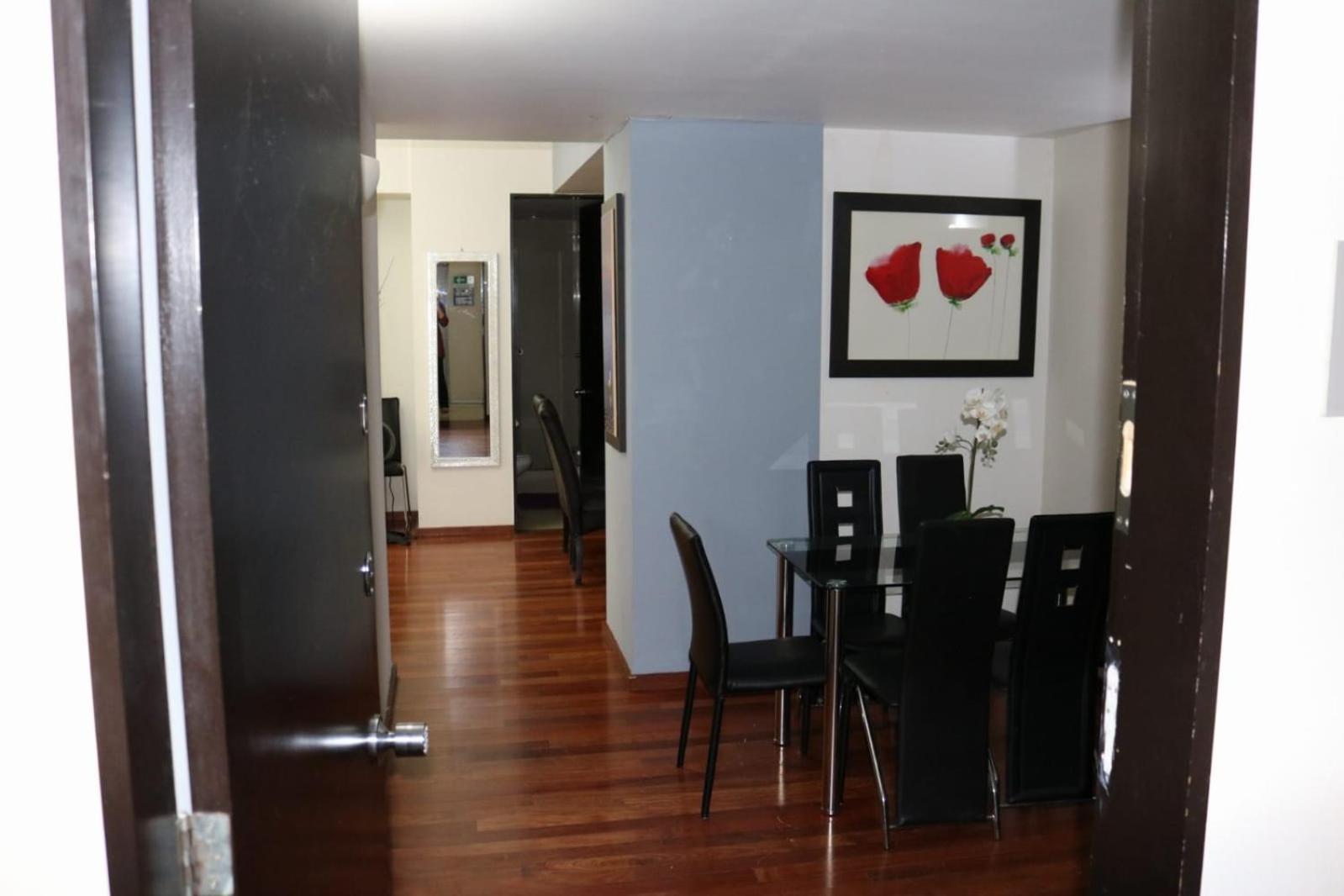Puerta Alameda Apartment