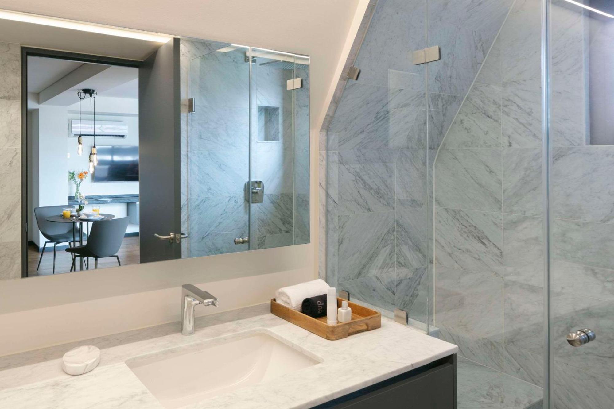 Amberes 64, Ascend Collection Mexico City