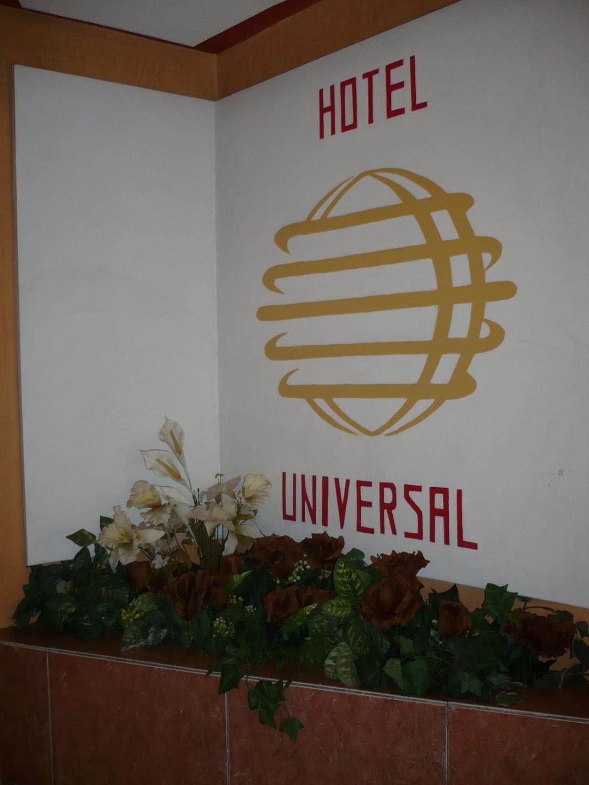 Universal Mexico City
