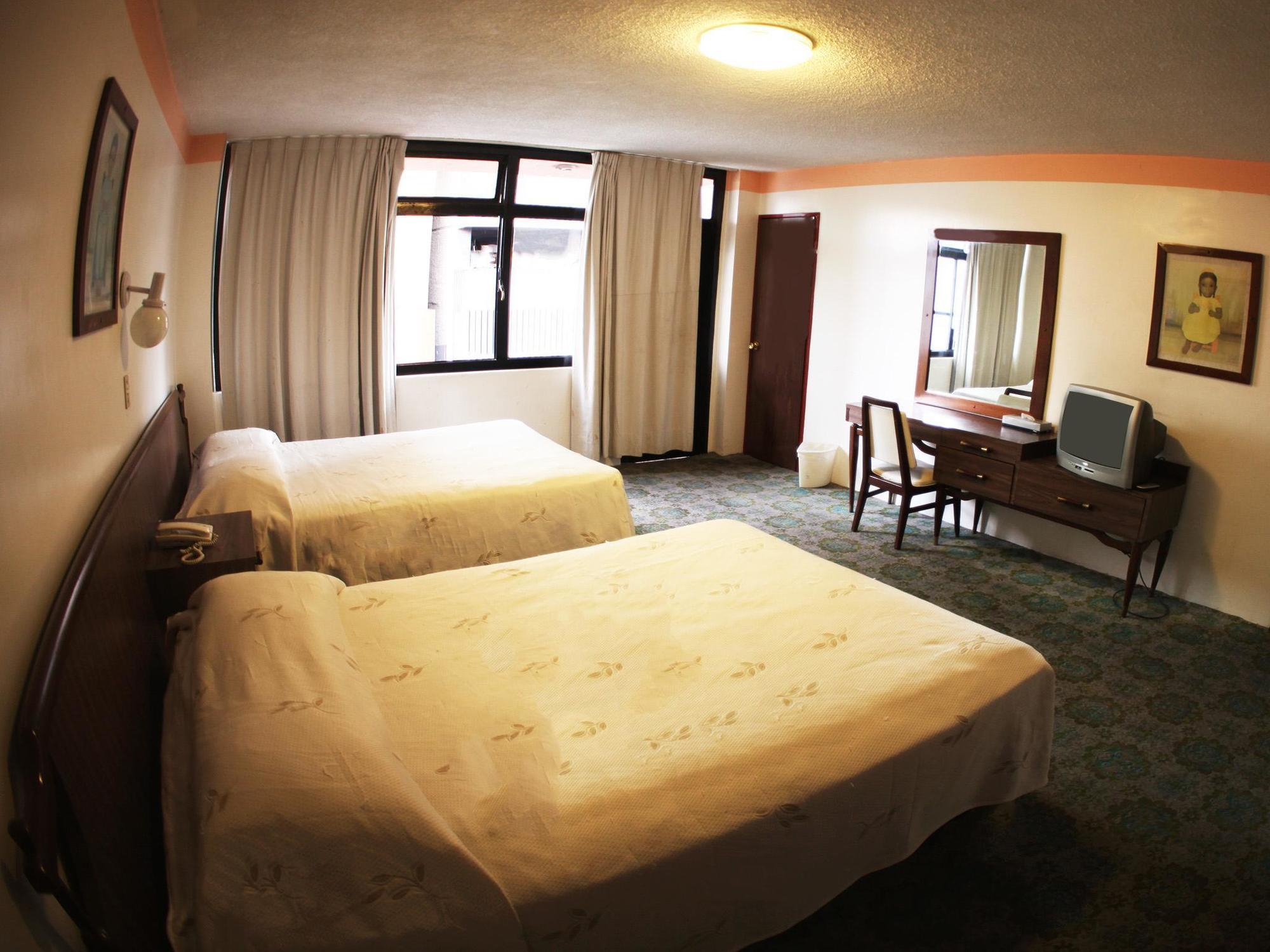 Uxmal 3* Mexico City
