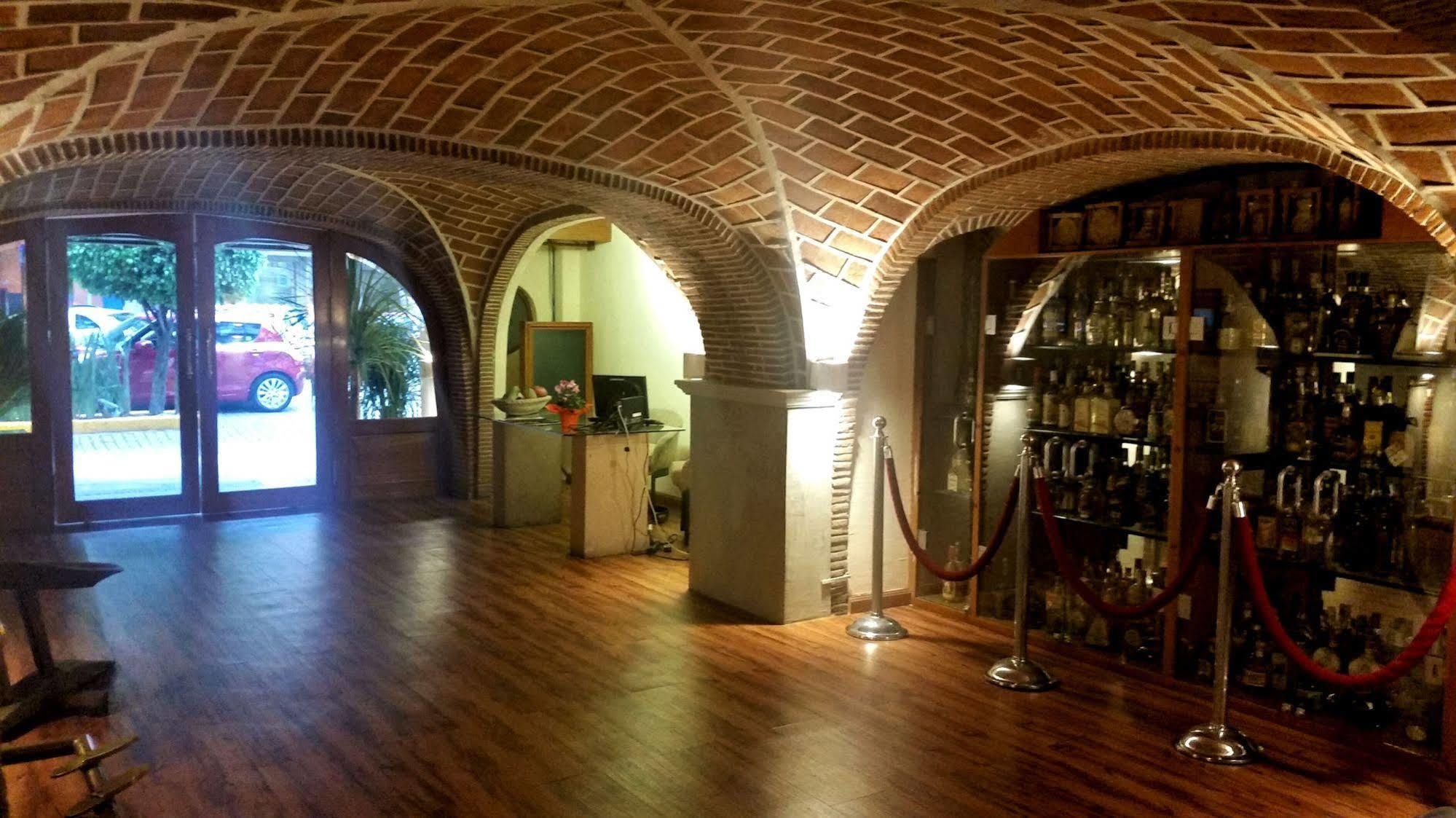 Amberes 64, Ascend Collection 4* Mexico City