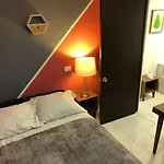 Caravansaro Horacio 1719 Polanco