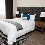 Suites Rio Elba