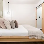 Charming 2Br 2Ba Historic Building Few Steps Parque Espana In Trendy Colonia Condesa
