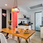 Medellin 148 By Mr W - 1Br Ph4 With Roof Garden In La Roma
