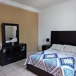 Nice Apartamento. 5 Minutos Del Aeropuerto.