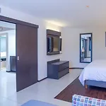 Holiday Inn Express - Mexico Basilica, an IHG Hotel