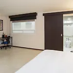Holiday Inn Express - Mexico Basilica, an IHG Hotel