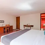 Ayenda Suites Cuija