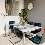 Beautiful Apartment, Airport, Downtown, Foro Sol