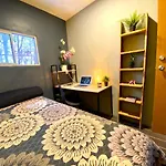 Roomies Hostel - Santa Maria La Ribera