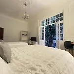 Manrique\'S Lodging